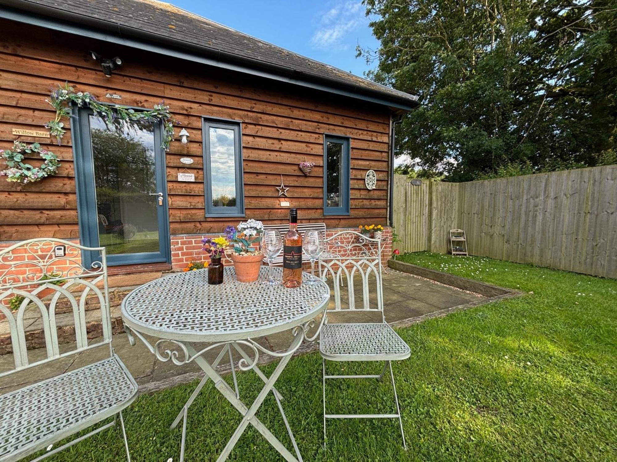 Willow Barn Luxury Countryside Accommodation In Bury St Edmunds Bury St. Edmunds Eksteriør billede